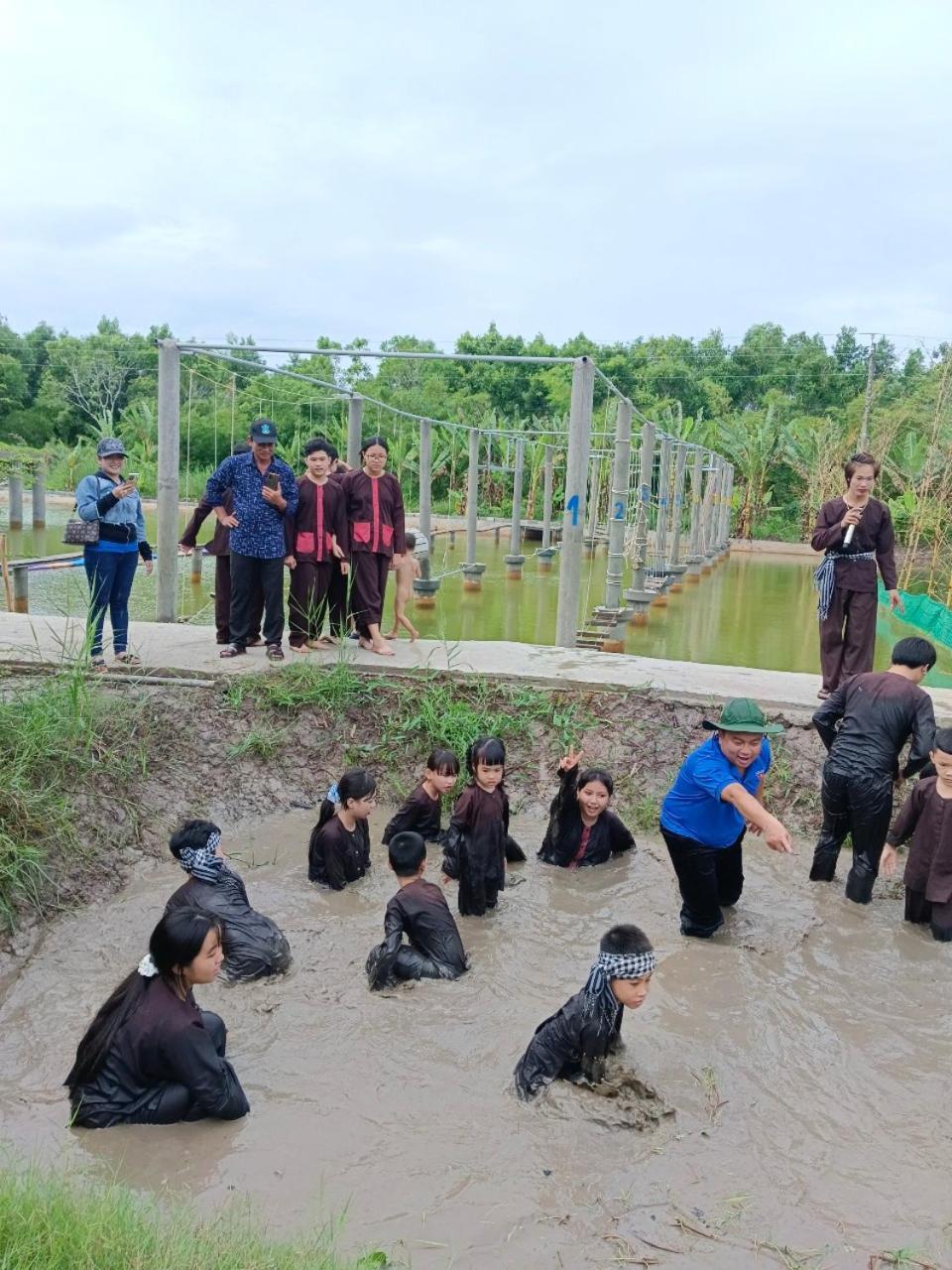 Bungalow - Farmstay Hoa Rung U Minh Cà Mau Екстериор снимка